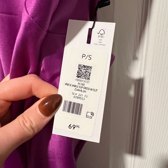 Dynamite Silk Dress- Small - Picture 2 of 2